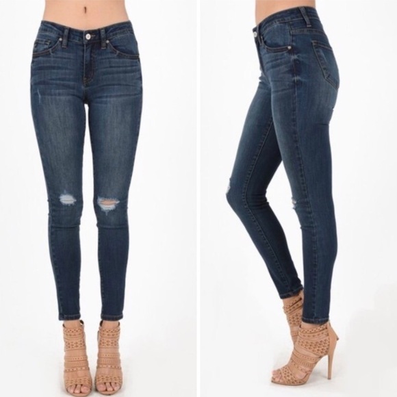 Denim - ❤️ Dark Wash Ripped Knee Skinny Stretch Jeans